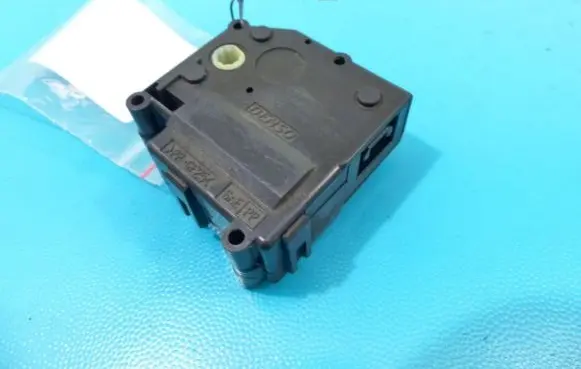 A/C air flow flap actuator/motor
