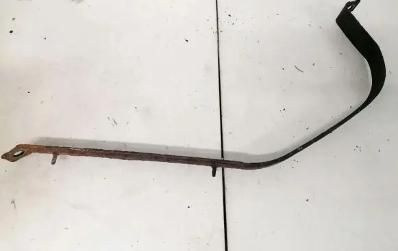 Volkswagen New Beetle Fuel tank mounting bracket 