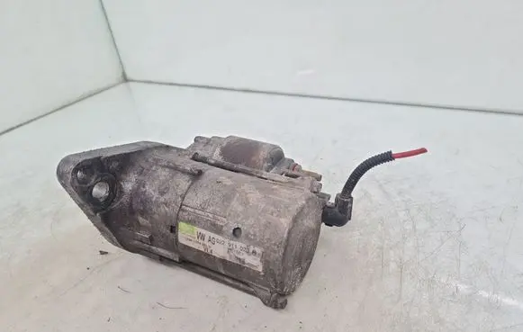 Volkswagen Touran I Starter motor 02Z911023H TS18E1 110061074