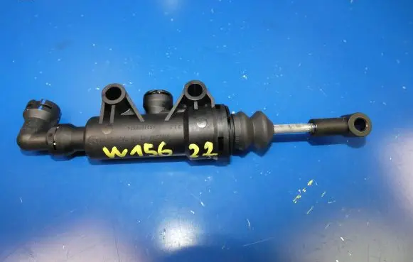 Mercedes-Benz GLA W156 X156 Clutch slave cylinder A2462900312 ZGS001