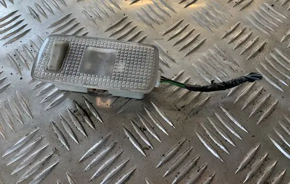 Nissan Qashqai Rear seat light