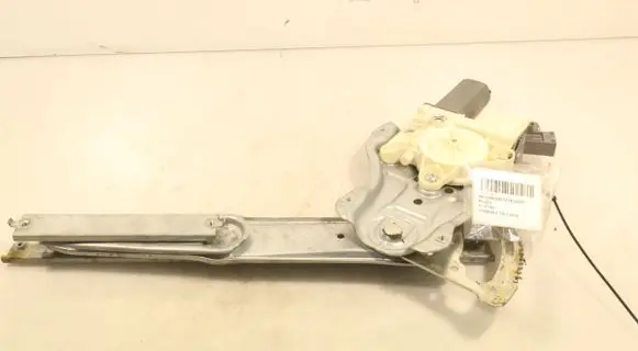 Toyota Avensis T250 Front window lifting mechanism without motor 6982005050