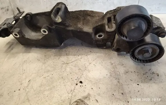 Generator/alternator bracket