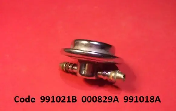 Ford Focus Fuel pressure regulator 991021B 000829A