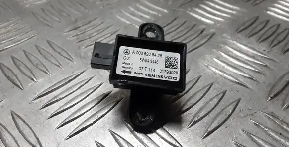 Mercedes-Benz S W221 Airbag deployment crash/impact sensor A0038208426