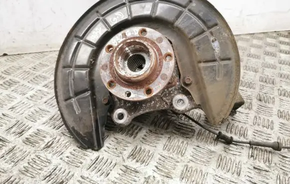 Jeep Cherokee Rear wheel hub
