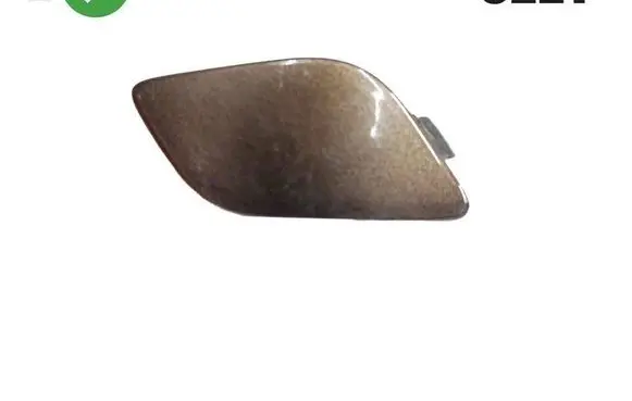 Mercedes-Benz R W251 Front tow hook cap/cover A2518852623