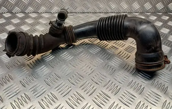 Toyota Urban Cruiser (XP110) Turbo air intake inlet pipe/hose 1788133070
