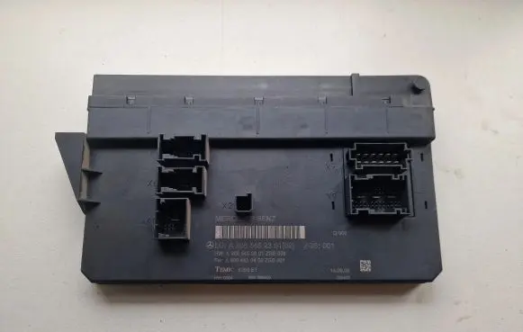 Mercedes-Benz Sprinter W906 Fuse module A9065452301