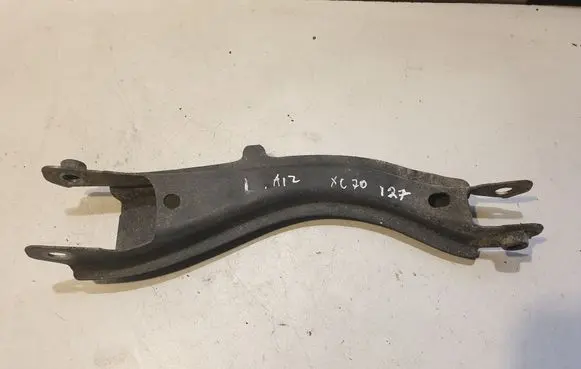 Volvo XC70 Rear control arm