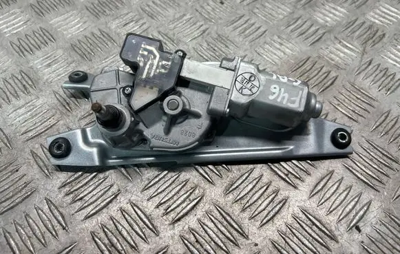 BMW 2 F46 Rear window wiper motor 7320260