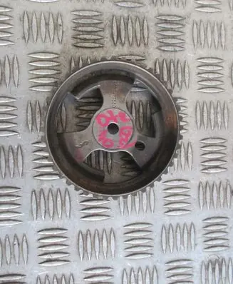 Ford Focus Camshaft pulley/ VANOS 9657477580