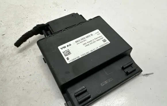 Audi A4 Allroad Power management control unit 8K0959663B