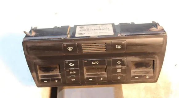 Audi A6 S6 C5 4B Climate control unit 4B0820043F