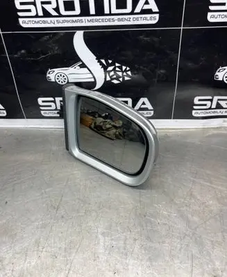 Mercedes-Benz E W210 Front door electric wing mirror 413131418