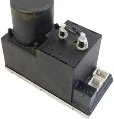 Audi A4 S4 B5 8D Central locking vacuum pump 8L0862257K 1008070798