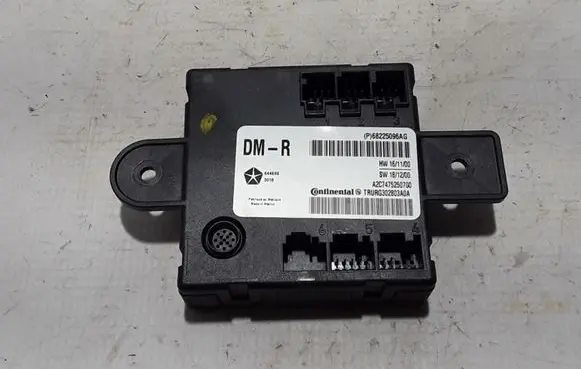 Chrysler Pacifica Door control unit/module 68225096AG