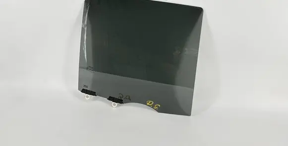 Toyota Yaris Cross Rear door window glass 681030D110 52243