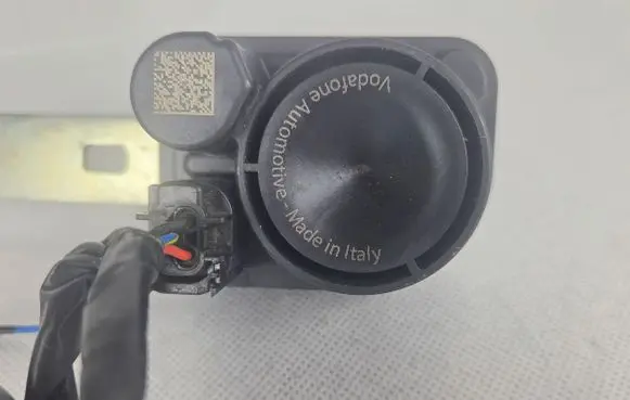 Nissan Leaf II (ZE1) Horn signal 4S5375AMA 02296405369