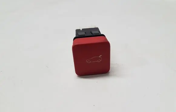 Peugeot 5008 II Tailgate/boot open switch button 9810618277 98106182JP