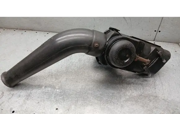 Volkswagen Polo II 86C 2F Coolant heater control valve 030129608C