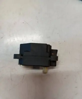 Volvo XC70 Air flap motor/actuator PL1607526 19E616 121207