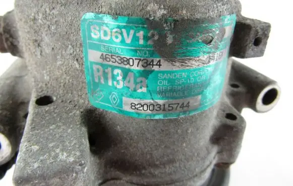 Renault Clio II Air conditioning (A/C) compressor (pump) 8200315744
