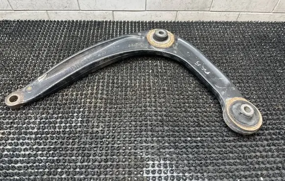 Front lower control arm/wishbone
