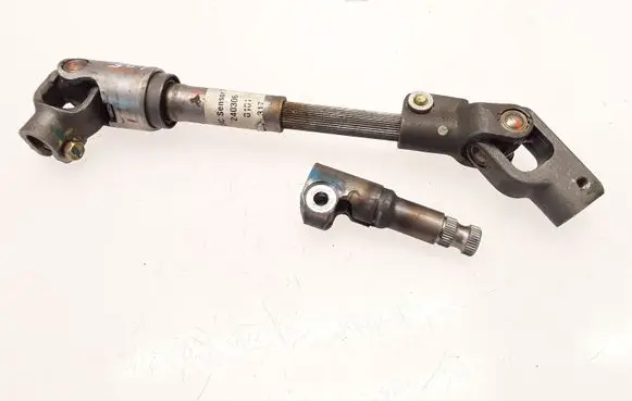 Toyota Avensis T250 Steering column universal joint 240306