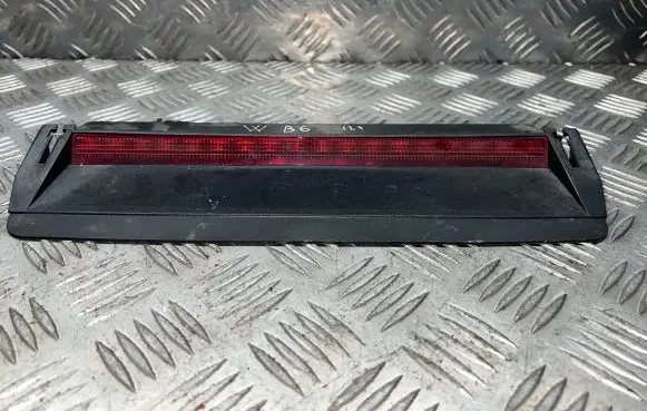 Volkswagen PASSAT B6 Third/center stoplight 1K5945097B L0336300