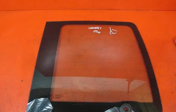 Ford Connect Front triangle window/glass 43R-000469-AS2