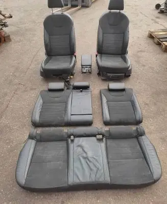 Seat set
