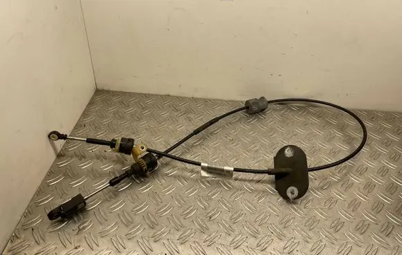 Ford Escape III Gear shift cable linkage GV6P7E395A