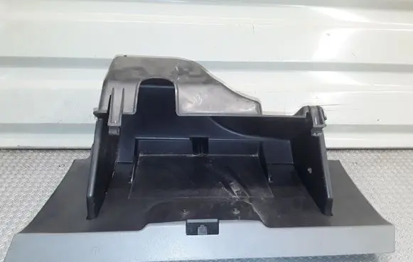 Jeep Grand Cherokee (WK) Glove box 5JY77TRM