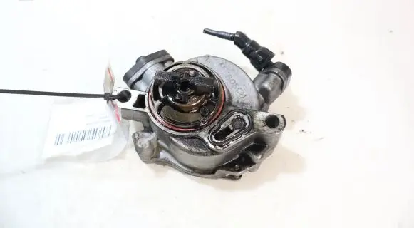 Peugeot 308 Vacuum pump
