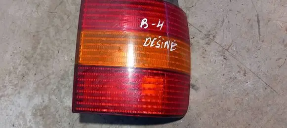 Volkswagen PASSAT B4 Rear/tail lights 3A9945112