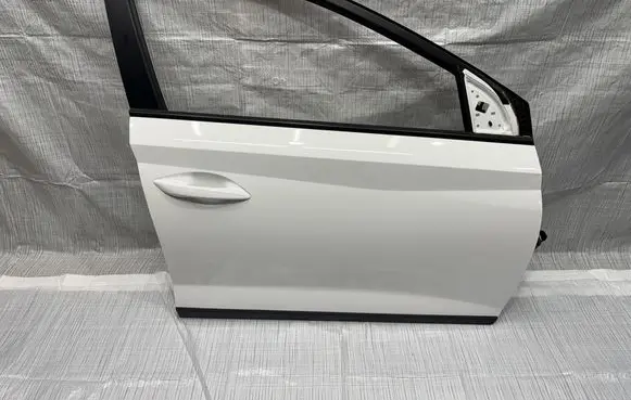 Hyundai Bayon Front door 