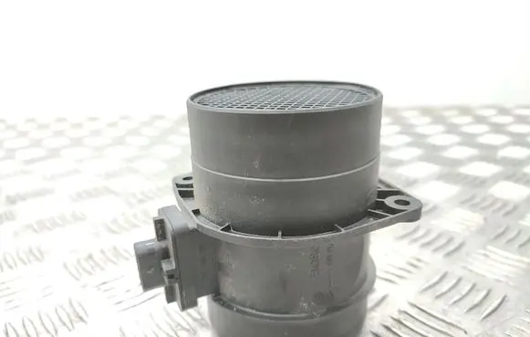 Seat Exeo (3R) Mass air flow meter 03L906461A