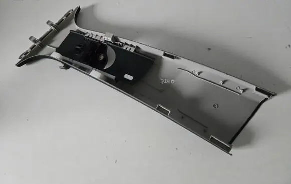 Mercedes-Benz E W213 Seat belt trim A2136903425