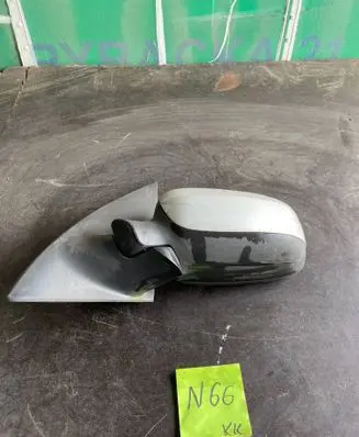 Opel Corsa C Front door electric wing mirror E1010676