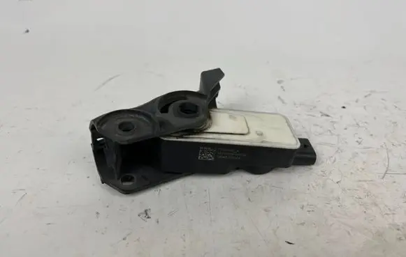 Tesla Model 3 Radiator active air flap actuator T78819B 19048326024 131688800032