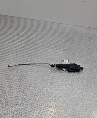 Chrysler PT Cruiser Central locking motor 05067504AC 49805 06030