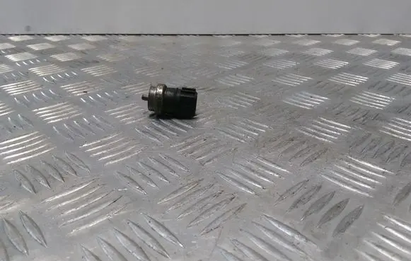 Coolant temperature sensor