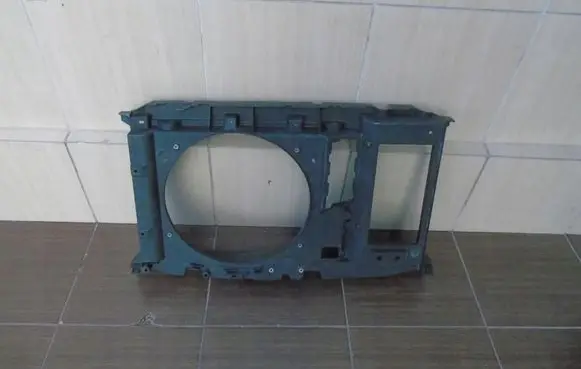 Citroen DS4 Radiator cooling fan shroud