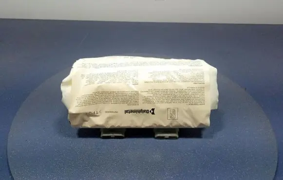 Passenger airbag