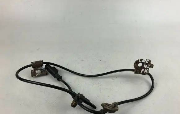 Subaru Legacy ABS brake wheel speed sensor 27540AG01