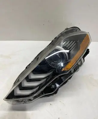 Ford Mustang VI Headlight/headlamp TT09T7173