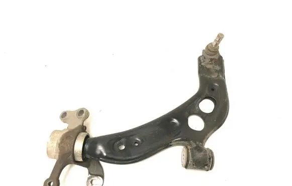 BMW 2 F45 Front lower control arm/wishbone 6879843