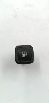 Volkswagen Golf IV Fuel tank opening switch 3B0959833A