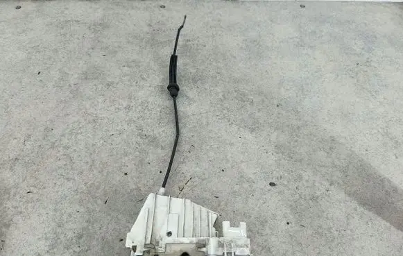 Mercedes-Benz B W245 Front door lock 1697202535